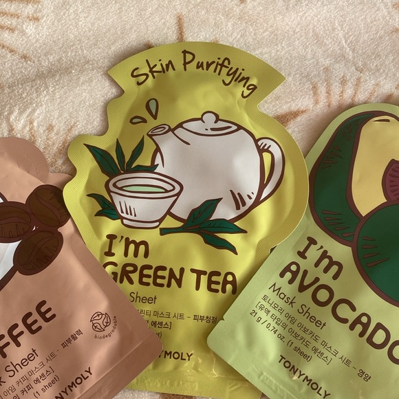Pack of 3 TONYMOLY sheet masks - Picture 3 of 7